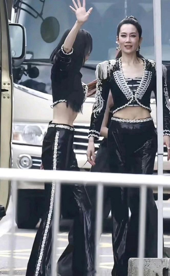 太佩服这些高龄女演员了！ 