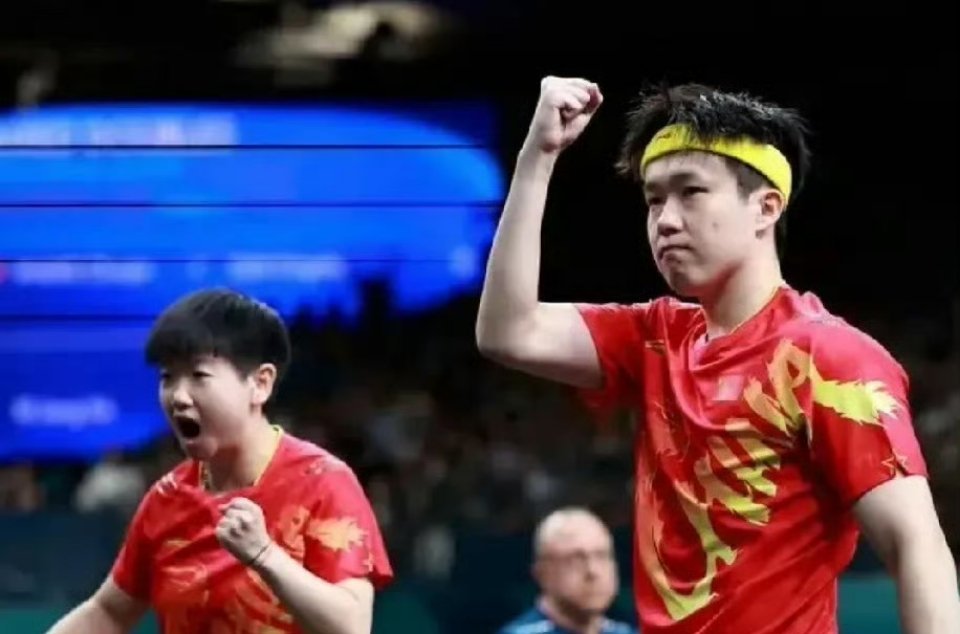 鉴于国乒队员有人嫌弃球迷太吵，我有个建议，        国内搞两个比赛:一个是