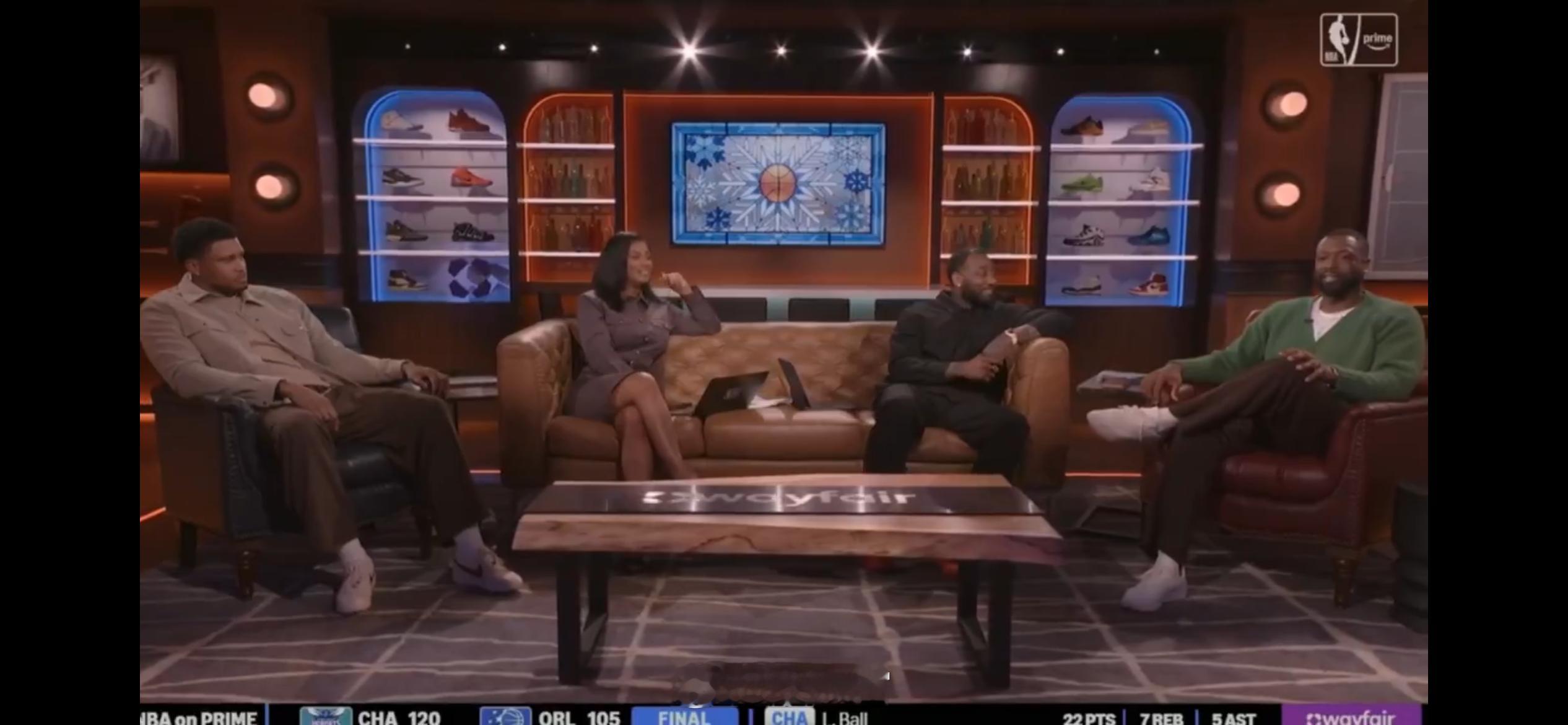 沃尔做客亚马逊演播室，跟韦德讨论雷迪克说湖人球员不够努力的问题，沃尔替詹姆斯鸣不