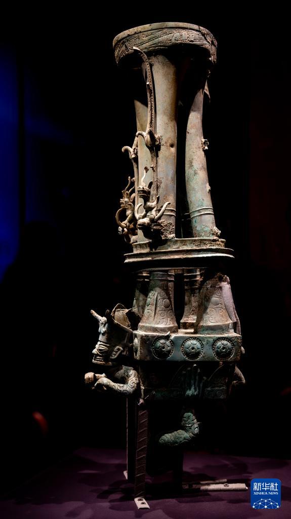 青铜神树的文化内涵到底是啥?