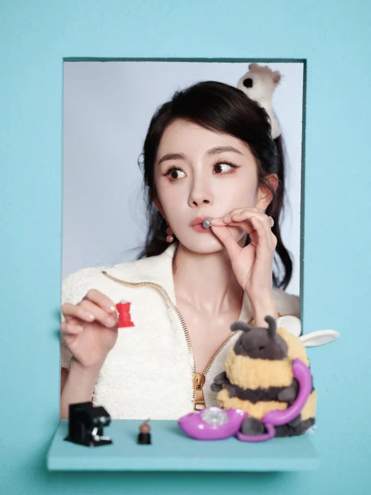 给杨幂化的元气甜幂妆