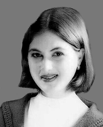 1998年，22岁乌克兰女孩不顾家人反对，远嫁同岁的中国河南男子。结婚9年后，育