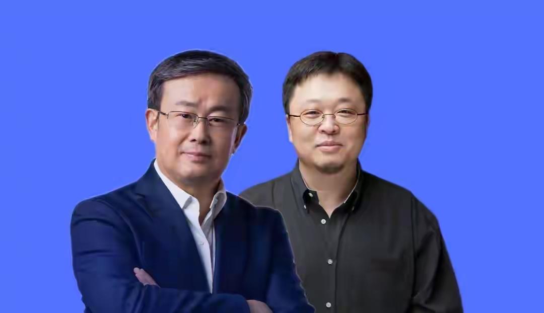 宽带维权变人身攻击？项立刚痛批罗永浩引热议，你站哪一边？
 
12月24日中午，