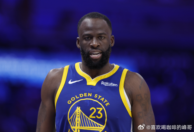 NBA常规赛，勇士110-126不敌老鹰。勇士球员格林本场比赛虽然进攻端有所斩获
