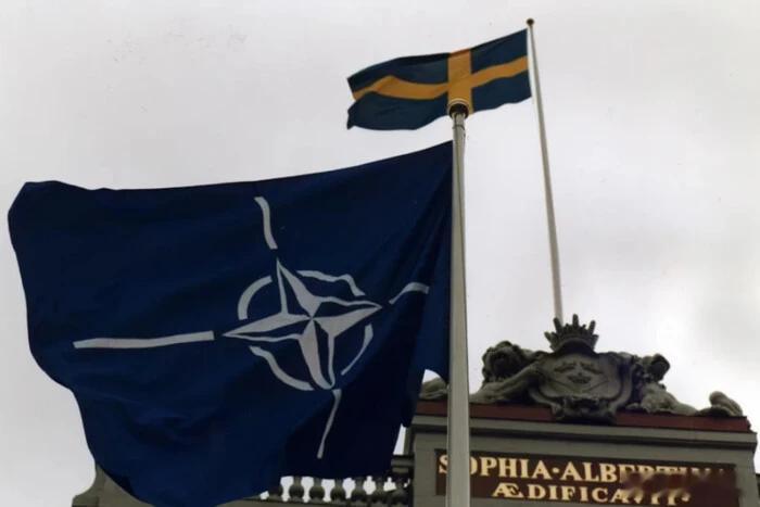 【瑞典情报机构称俄是对其和北约最大的威胁】网页链接据Politico援引瑞典情报