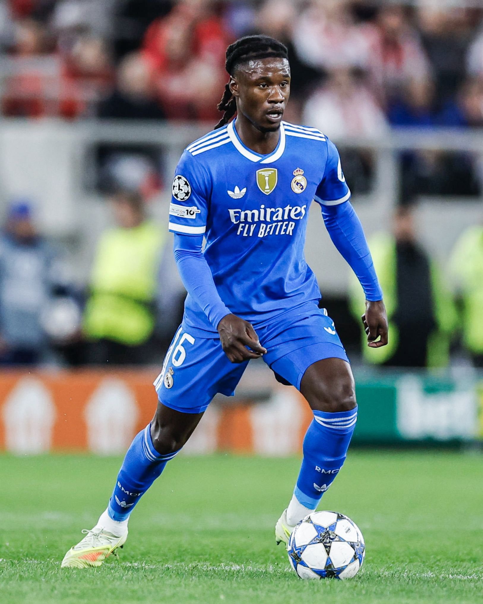 阿斯：阿韦洛亚明天将让居莱尔首发，他将顶替卡马温加。halamadrid