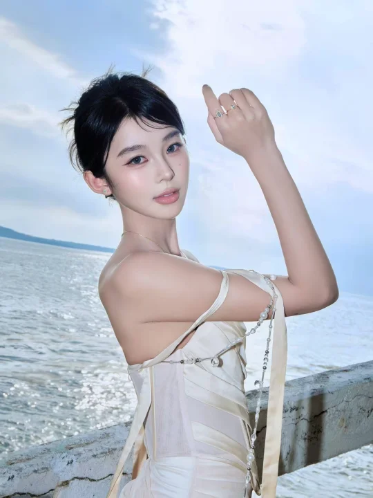 蓝色是宇宙之爱🌊