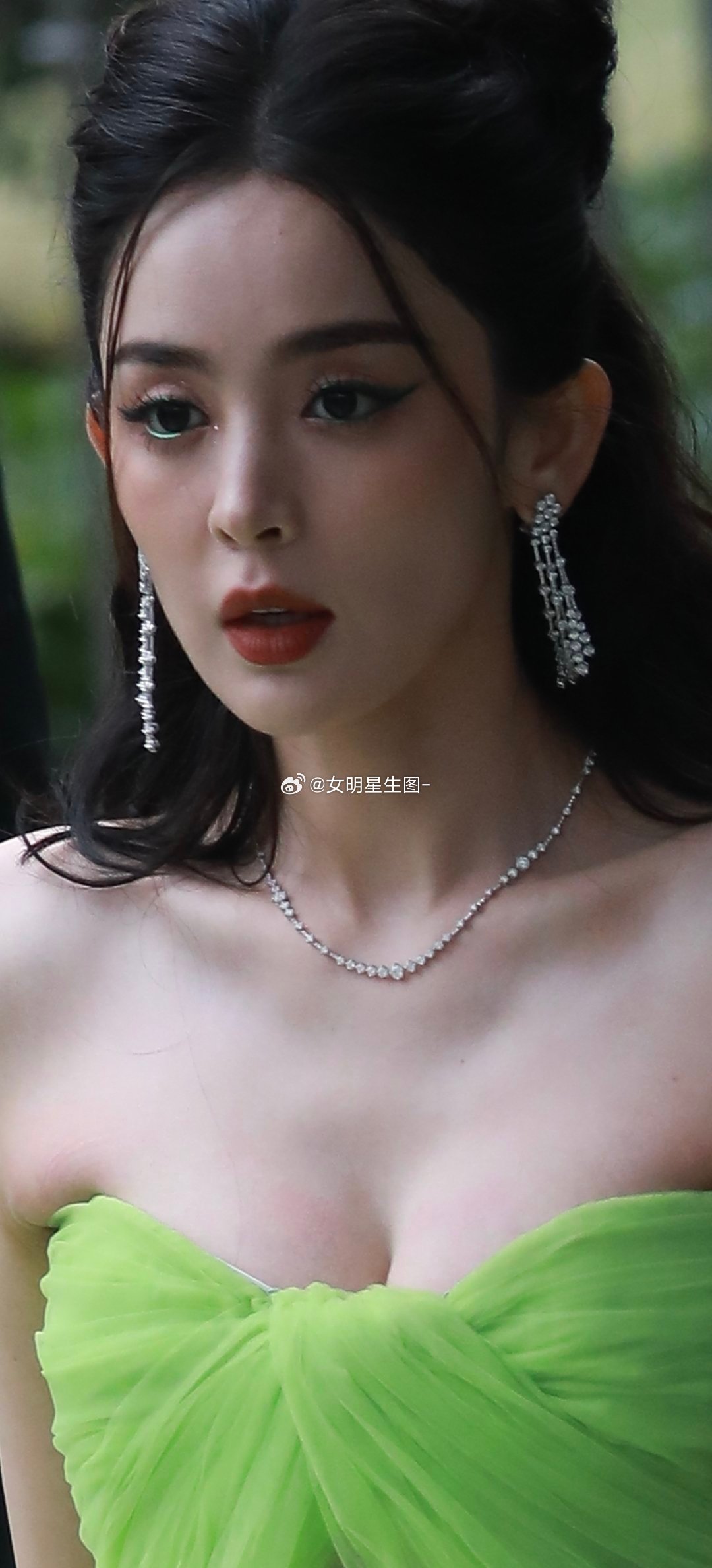 生图.421 古力娜扎超清抹胸长裙礼服103P ​​​