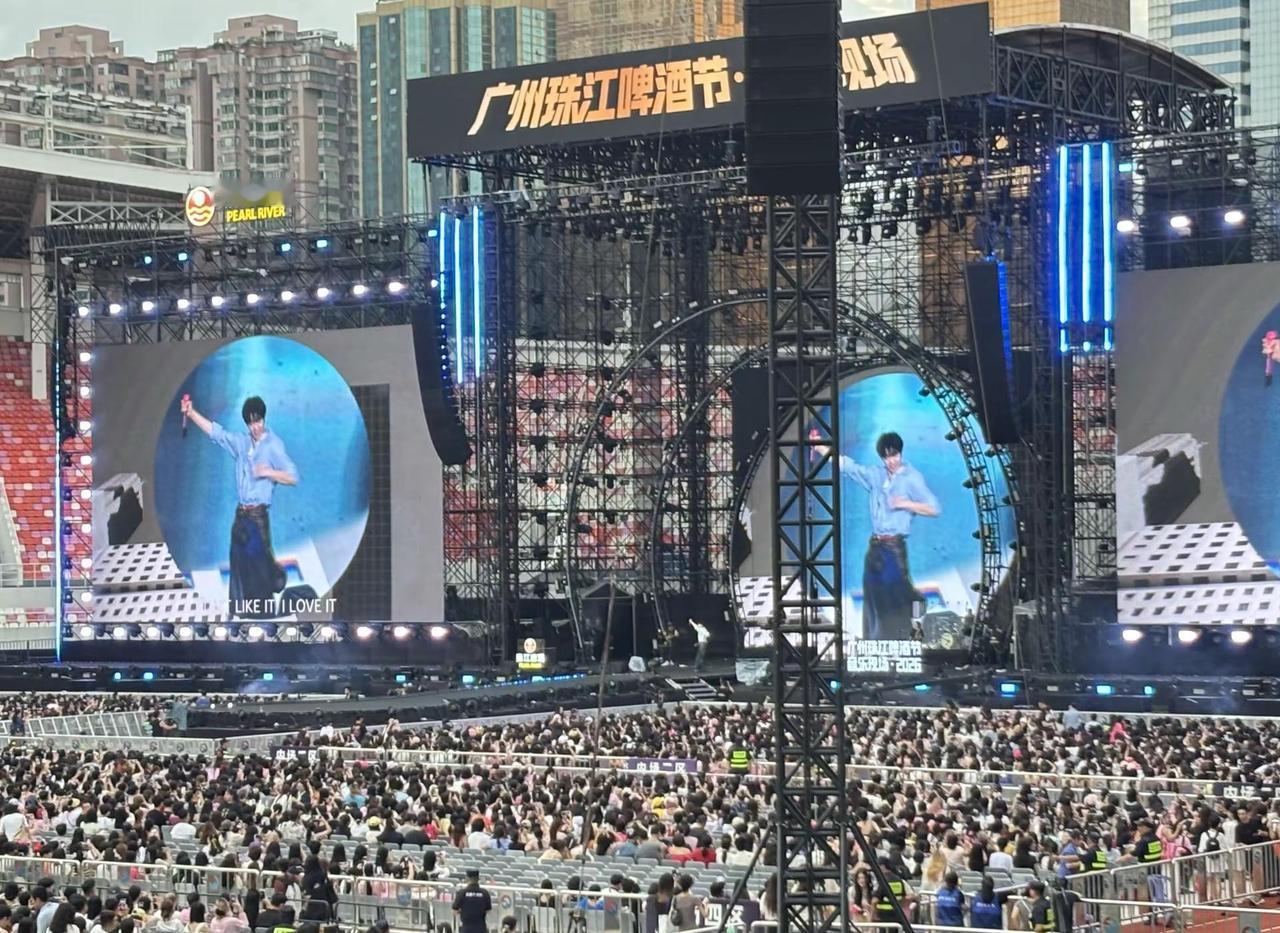 谢谢农农，很棒，马来西亚加油 广州珠江啤酒音乐节