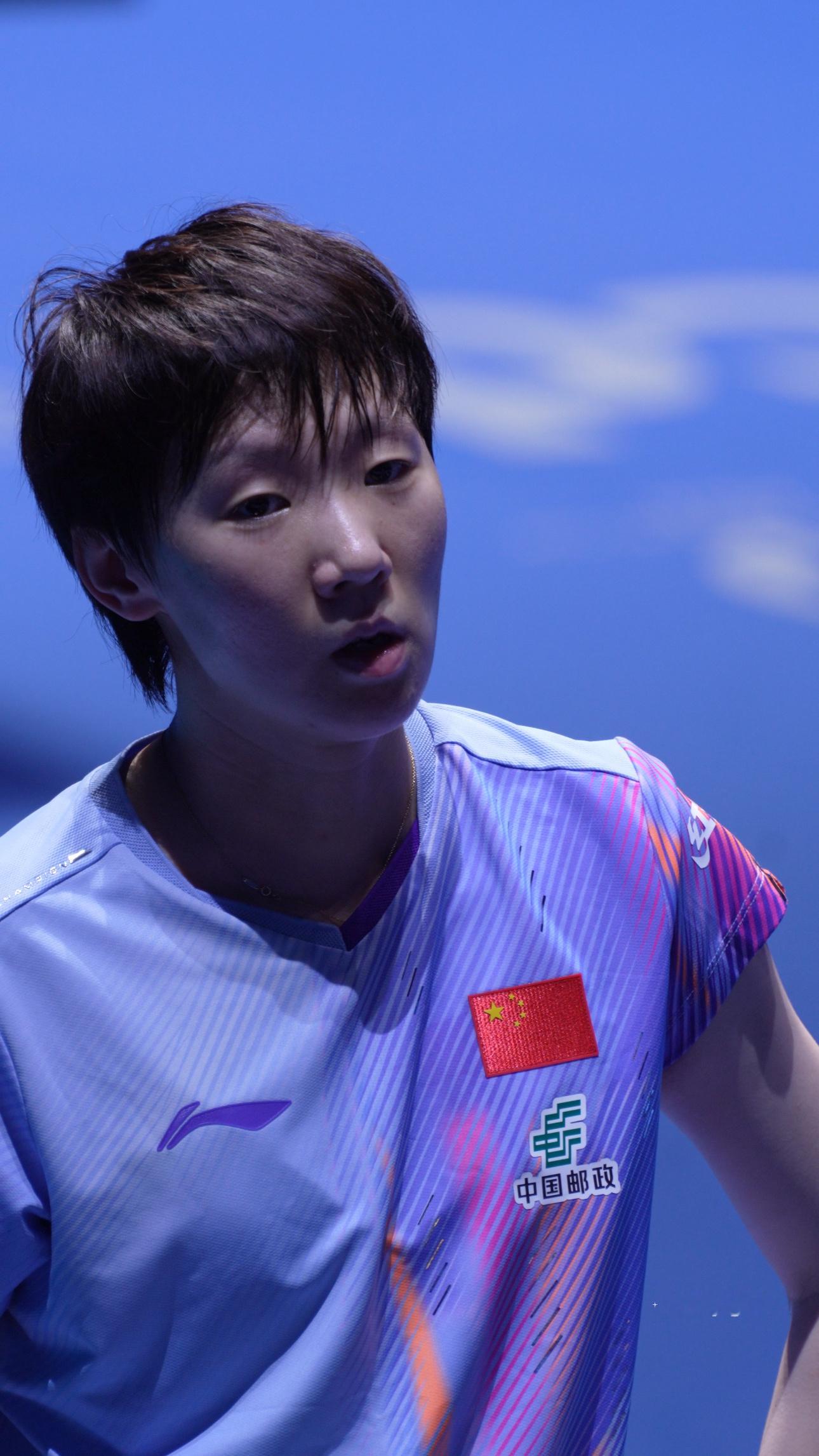 亲一口😚😚😚 