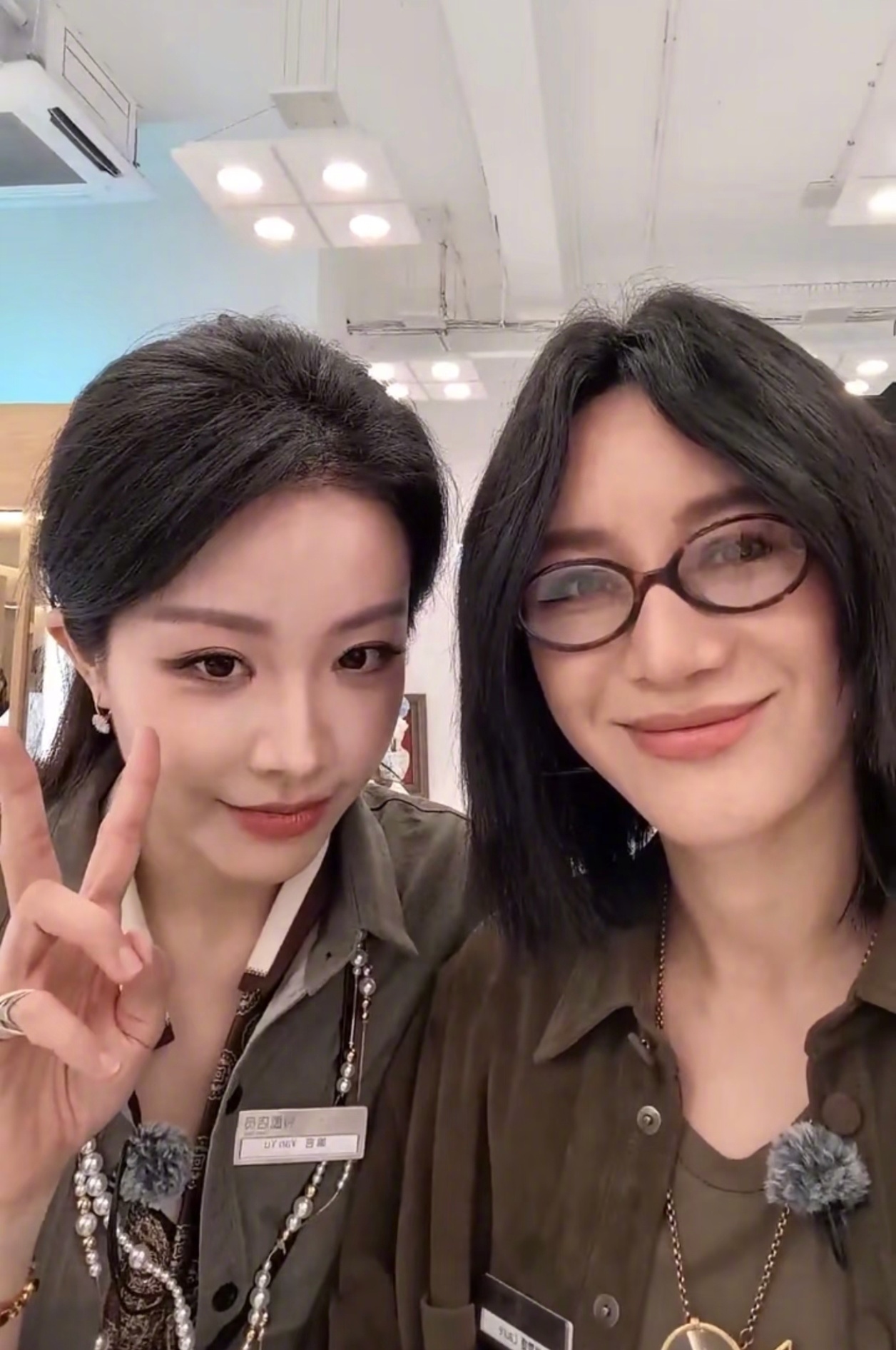 喻言在大城市找的工作是美容美发吗 这年头不会化妆的不是好托尼，不会理发的不是好歌