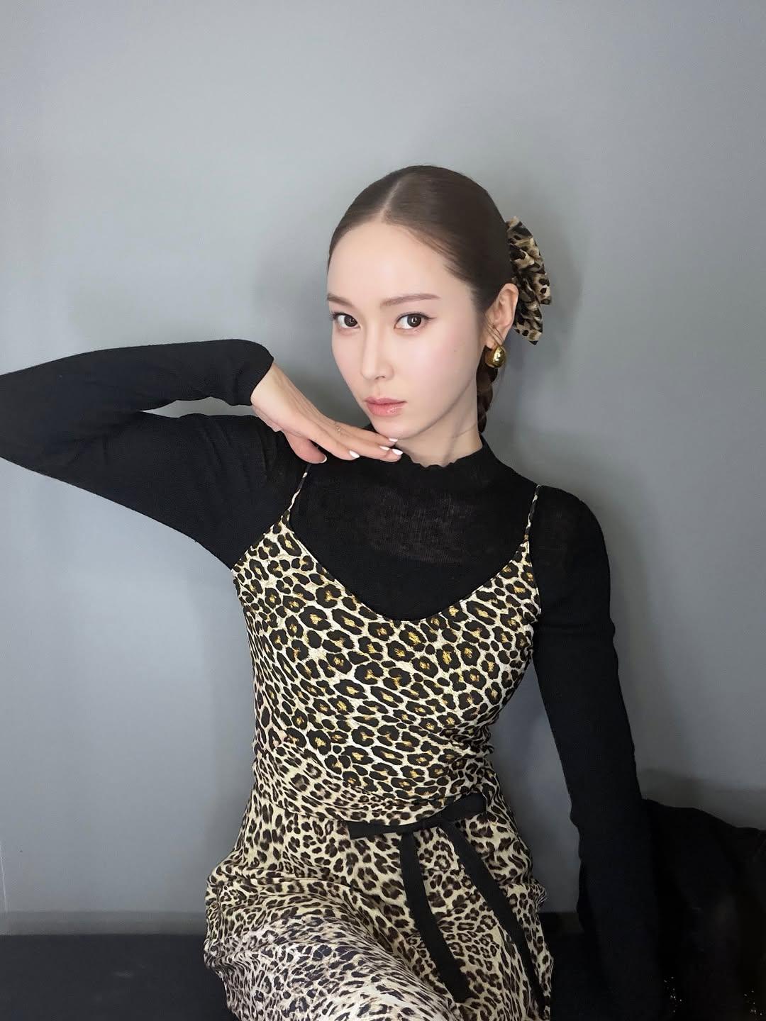 Jessica郑秀妍ins更新美照，对于拍照小白很有借鉴意义的一组photobo