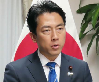 很气愤，日本喊话中国了！
 
就在28日，正在韩国访问的日本防卫大臣小泉进次郎就