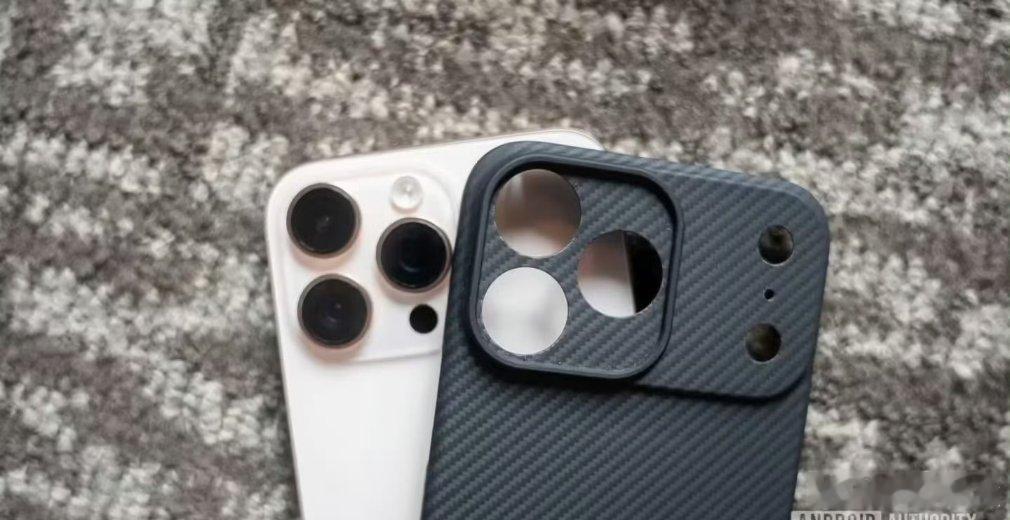 【iPhone17ProMax手机壳最新曝光科技媒体 Android Autho