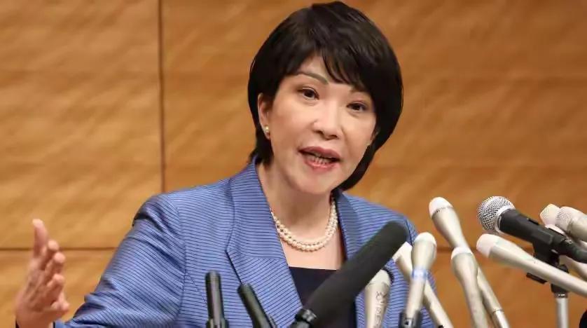 高什么苗，也不是好苗，
第一，是极右翼好战份子。
第二，她想走安倍之路，
这样的