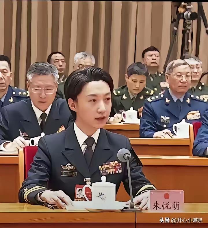 全国人大代表朱悦萌！
1990年出生，高中就读于吉林市第一中学2005级22班，