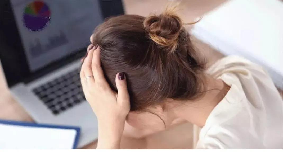 情绪价值只是一个附加项，它是依附自身价值而存在的。一个人本身非常有价值，那他给出
