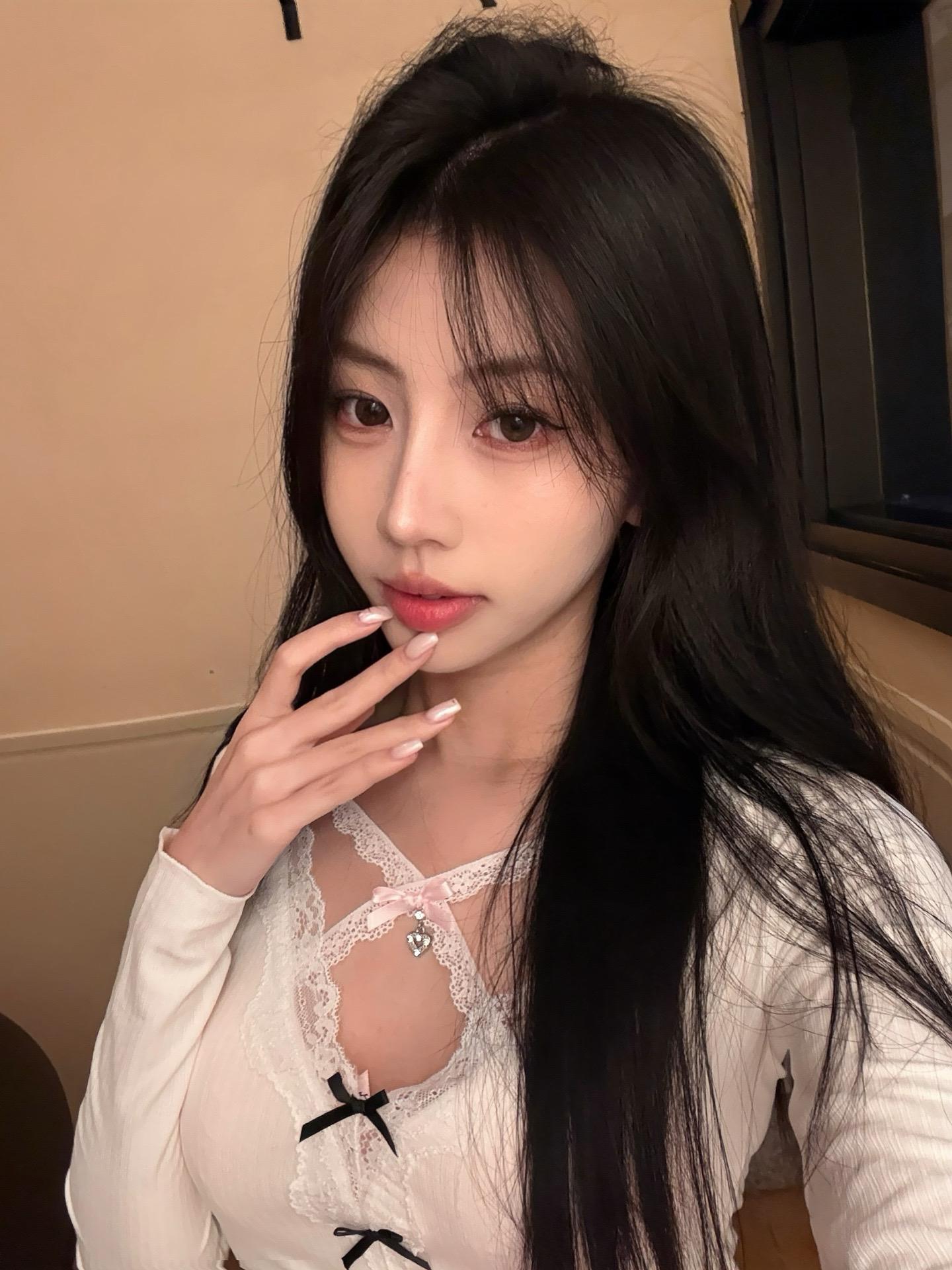 长得好看的才配骂我 你丑的跟猪一样凭什么骂我