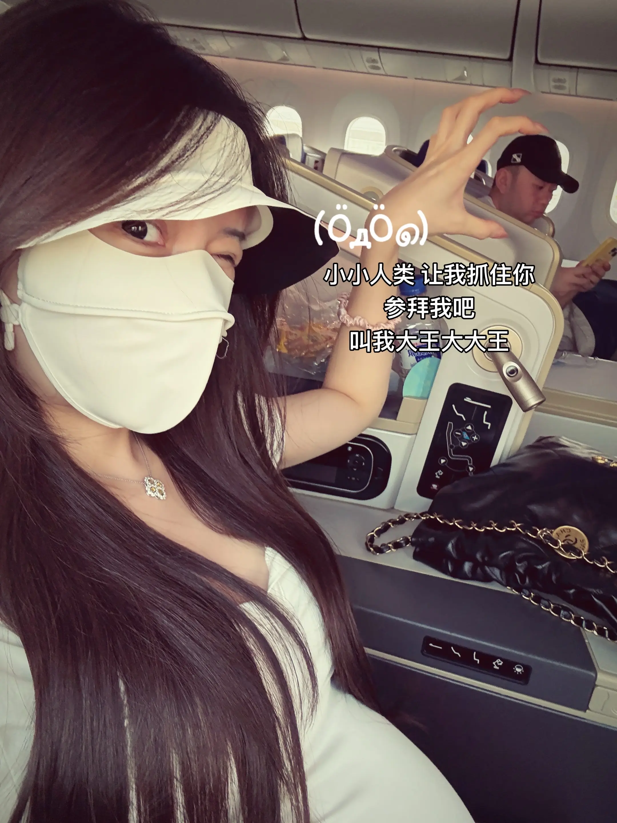 你哄哄我 我哄哄你。我们就这样咪咪喵喵汪汪嗷嗷在一起一辈子૮˵>ㅿ<˵ა