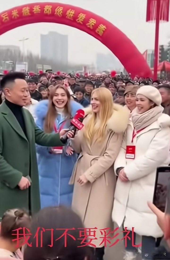 海外女子来到郑州相亲，当记者询问她们为何看上中国小伙子时，姑娘们纷纷表示，中国小