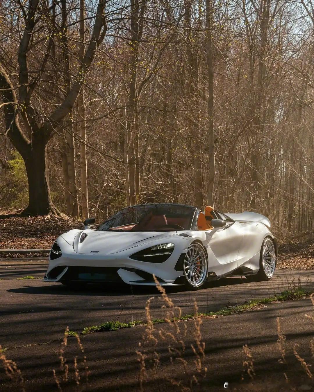 迈凯伦765LT Spider，淡淡的帅感溢出屏幕[酷] ​​​