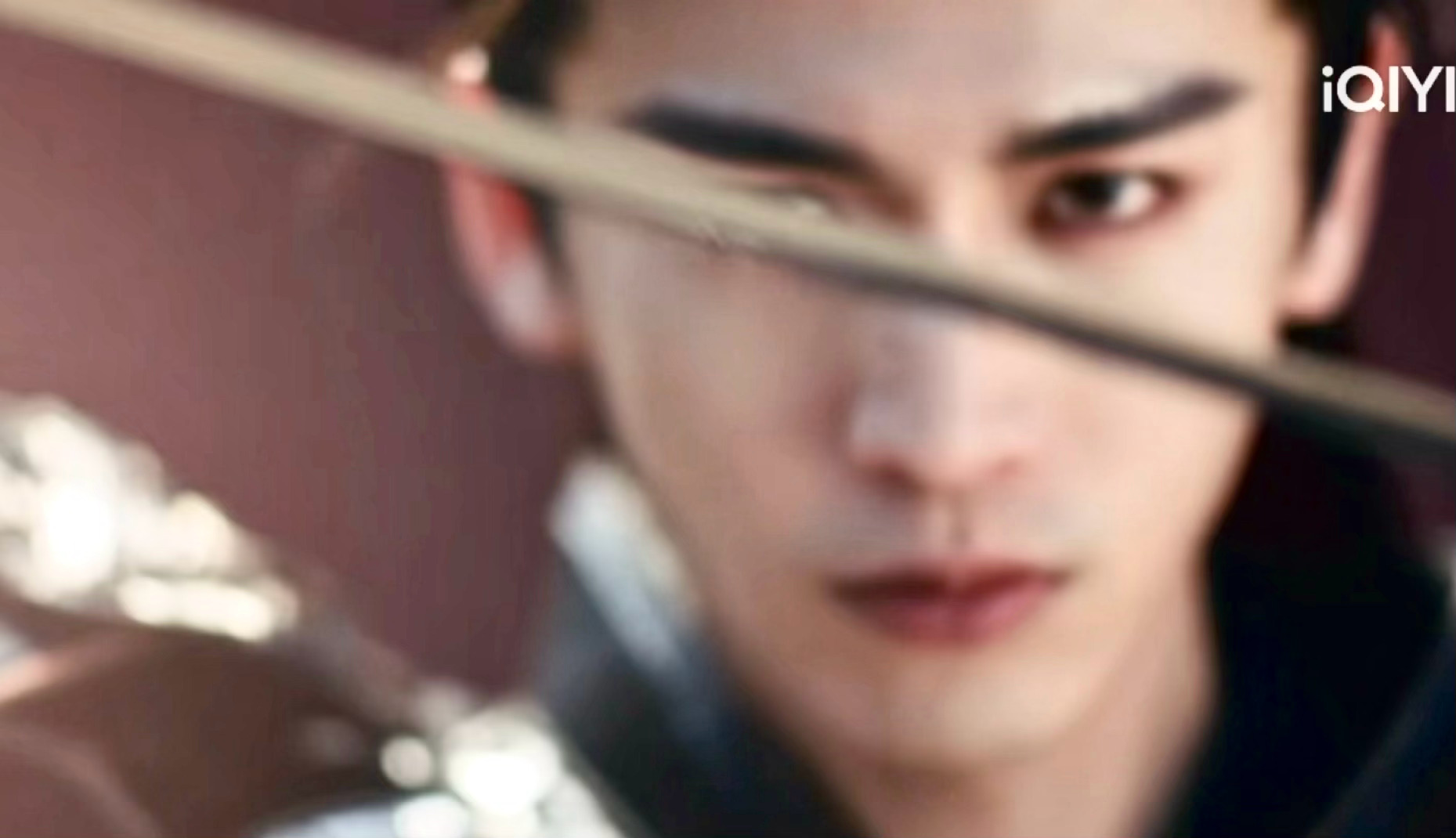 这么帅的镜头必须配谢征进行曲！！！谢征魏严打戏预告