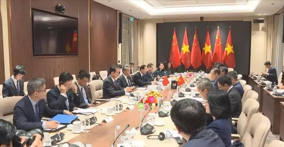 很多人疑惑，中国还有底层百姓生活並不好，为啥还要援助其他国家。其实这背后有诸多考