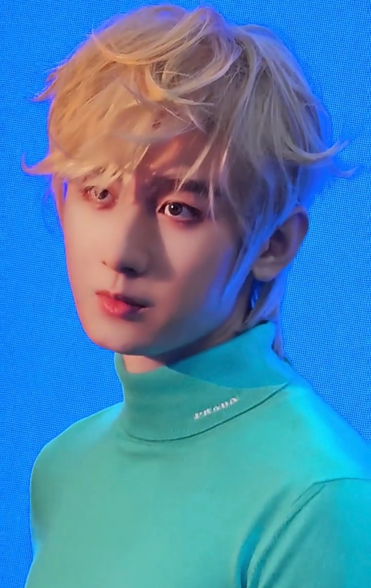 今天还在被成毅这组图硬控，这张脸简直是女娲炫技之作成毅联合利华美护发代言人