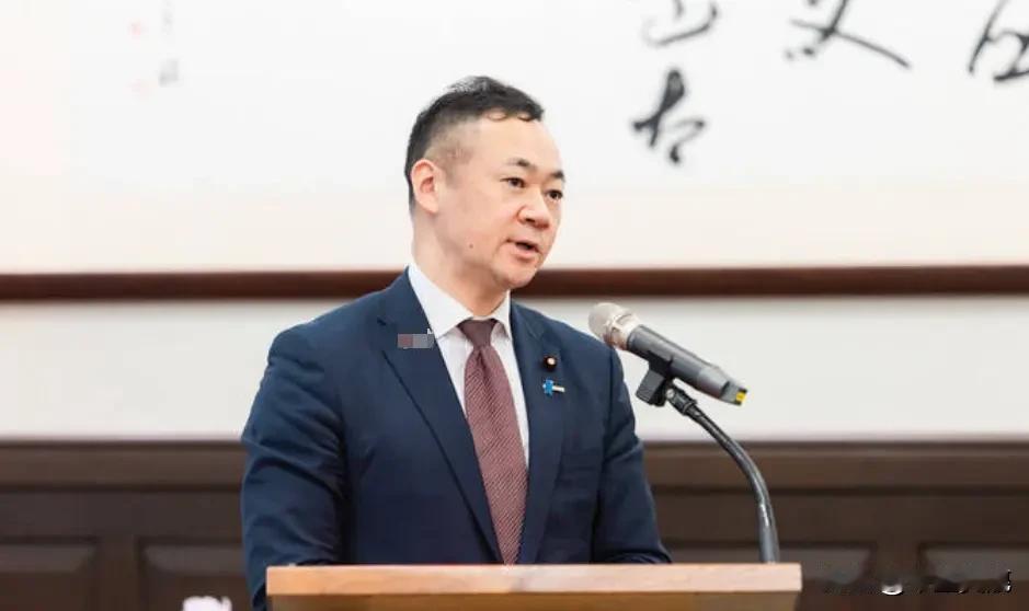 日本众议员、前法务大臣铃木馨右今日会见赖清德时信誓旦旦说道“台湾有事就是日本有事