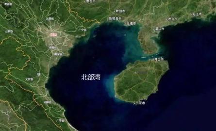 终于，我们不再被越南“道德绑架”，大大方方地划定我国领海基线。
 
麻烦看官老爷