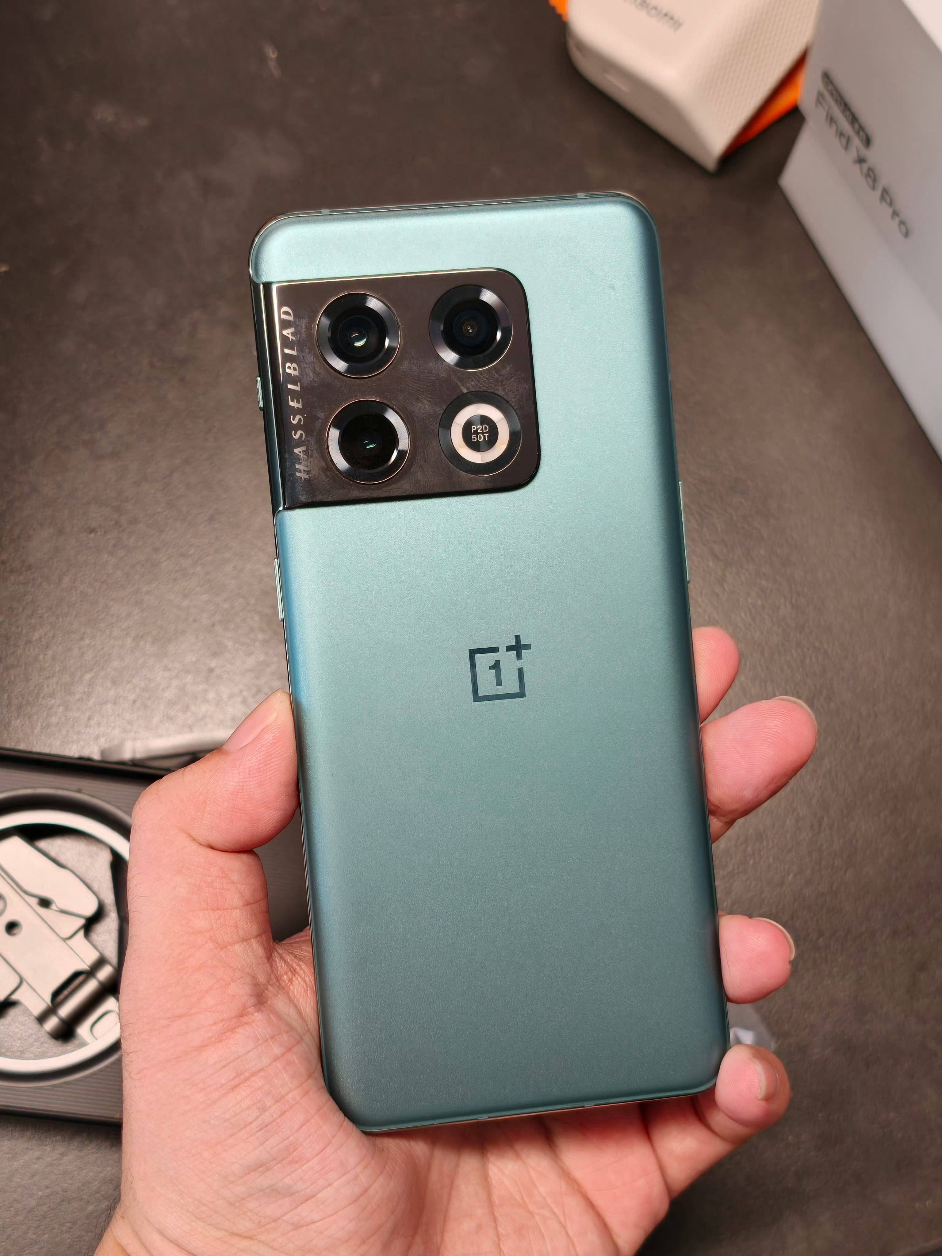 索尼Xperia 新机，和一加 10 Pro有几分相似 