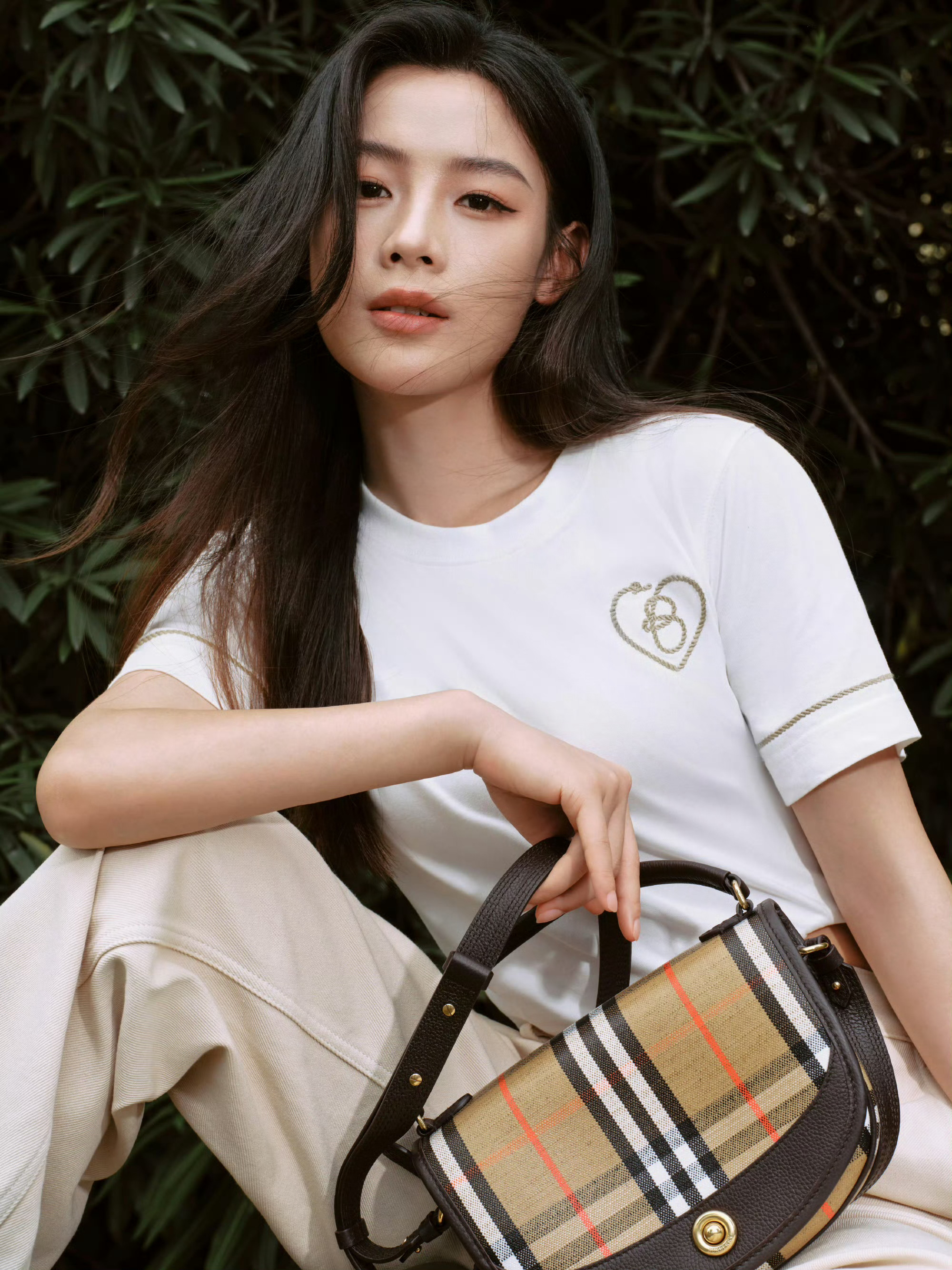 陈丽君演绎Burberry七夕大片❤️ ​​​