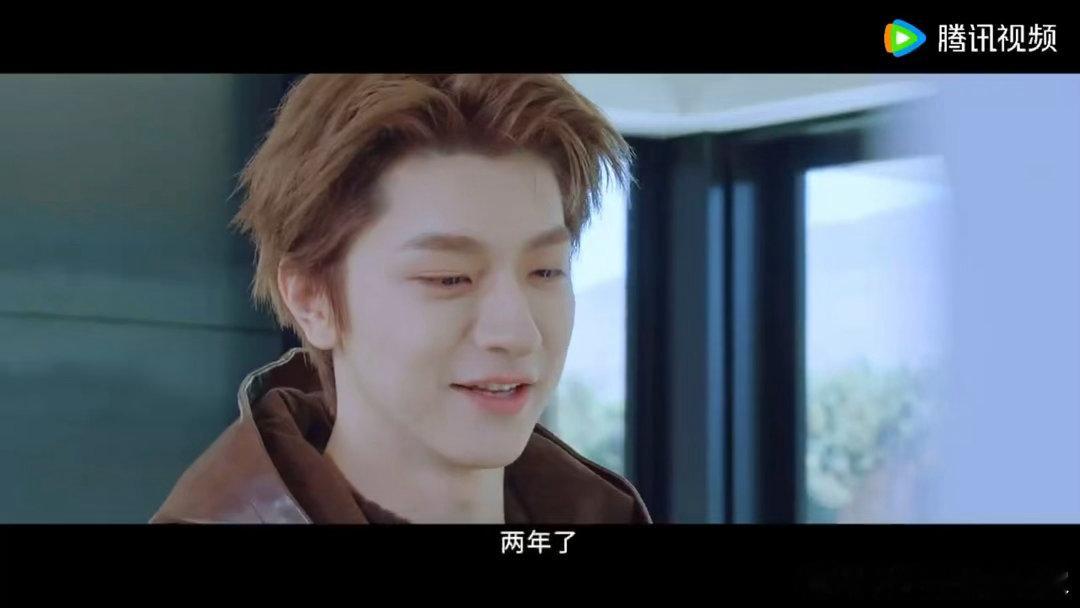 林一对周也说我唱歌比你好听林一周也还没原谅现偶吗经典现偶贴耳镜头氛围感十足，所有