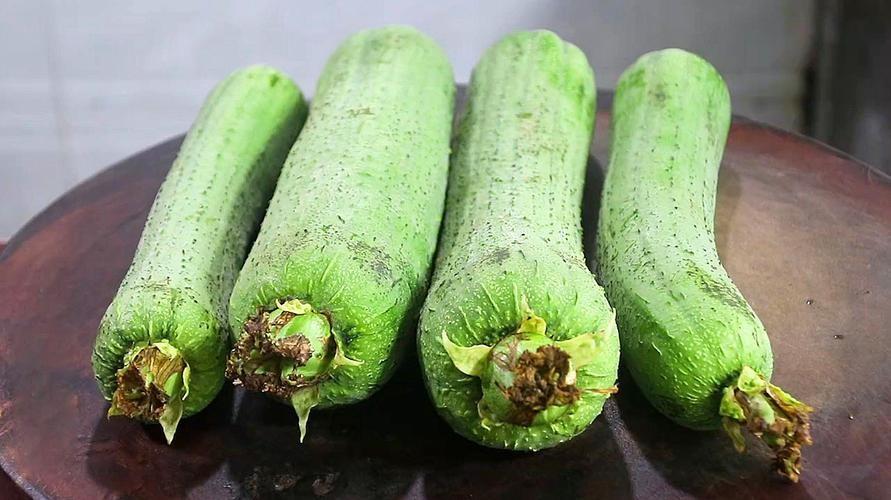 “止咳菜”终于被发现了，祛痰止咳，通经活骨，都不在话下
丝瓜是一种营养丰富的蔬菜