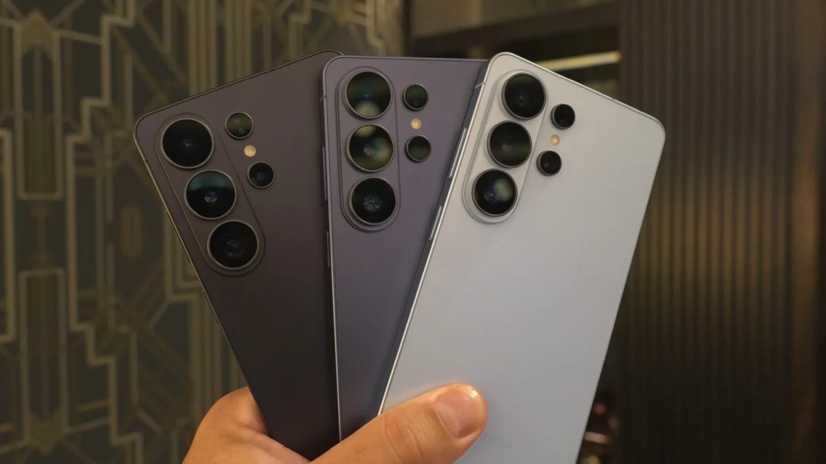 三星 Galaxy S26 Ultra 手机拆解：采用全新四层散热系统