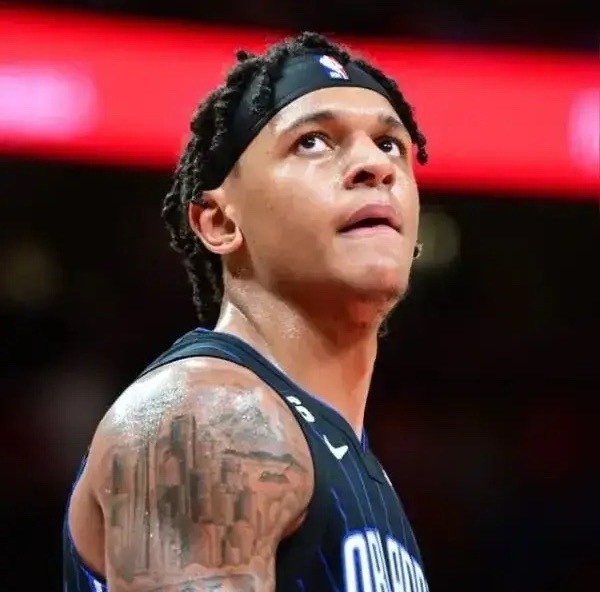 不知不觉！2022届NBA球员已经有3位拿到了大合同分别是：1.保罗-班凯罗，5