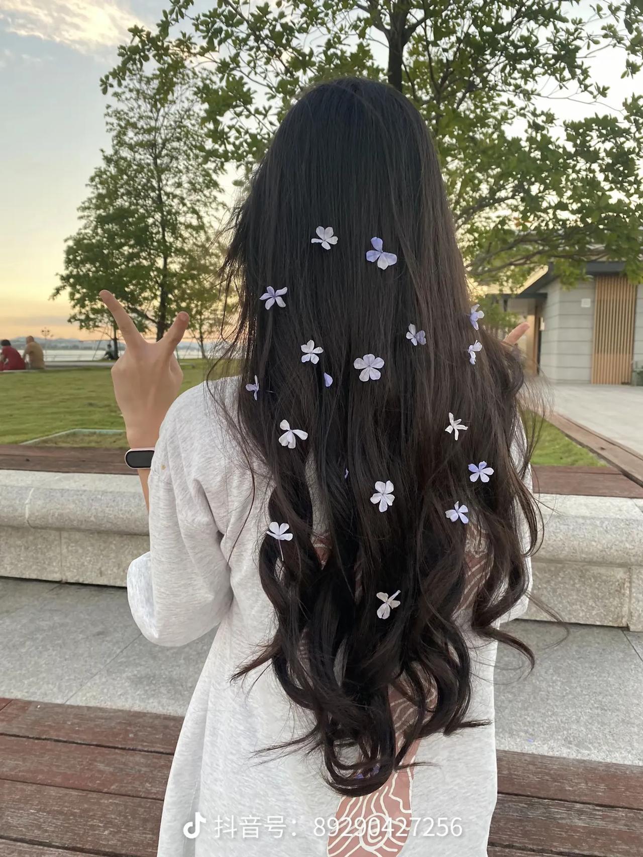 吹吹晚风，心情一片大好，大家有没有在烦闷的时候来一次吹晚风，放松一下自己的心情呢