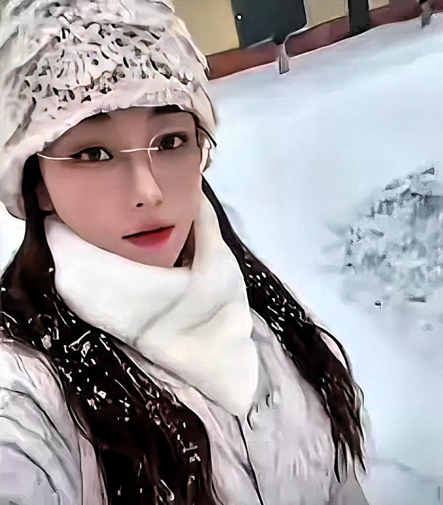 太痛心了！
36岁“半挂西施”魂断新疆雪夜，真正的勇敢从不是拿命换生活。那个爱美