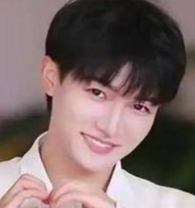 2月7日，辽宁卫视官宣胡海泉加盟2026辽宁春晚。晚会定于2月15日（腊月廿八）