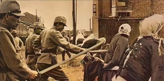 德国学者抛出灵魂拷问：同样是侵略，二十国联军的炮火只给中国留了皮外伤，为何唯独日