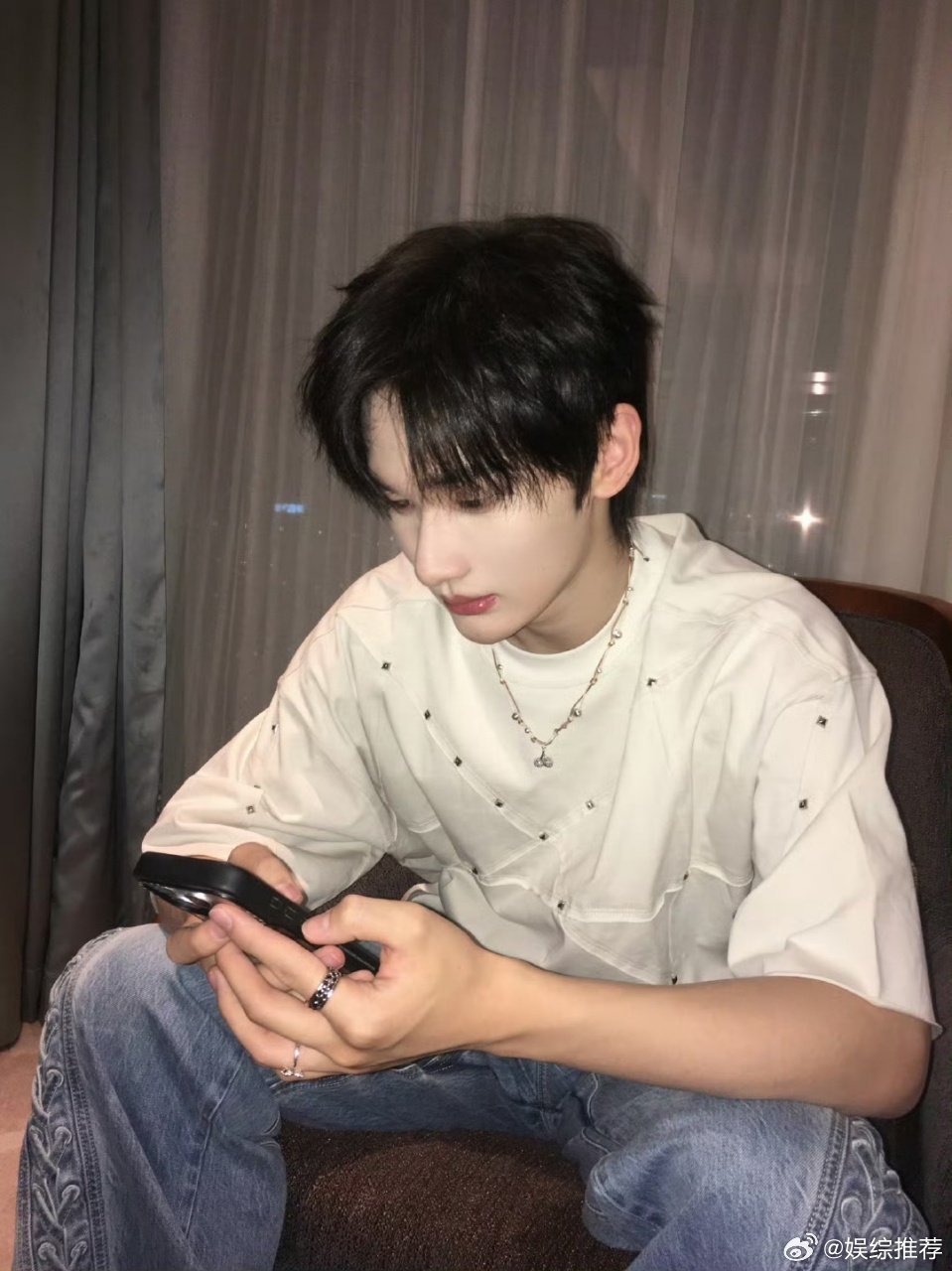 余宇涵你的腹肌真有天赋余宇涵说自己的腹肌很有天赋我们的爸爸 体能老师一句话，小余