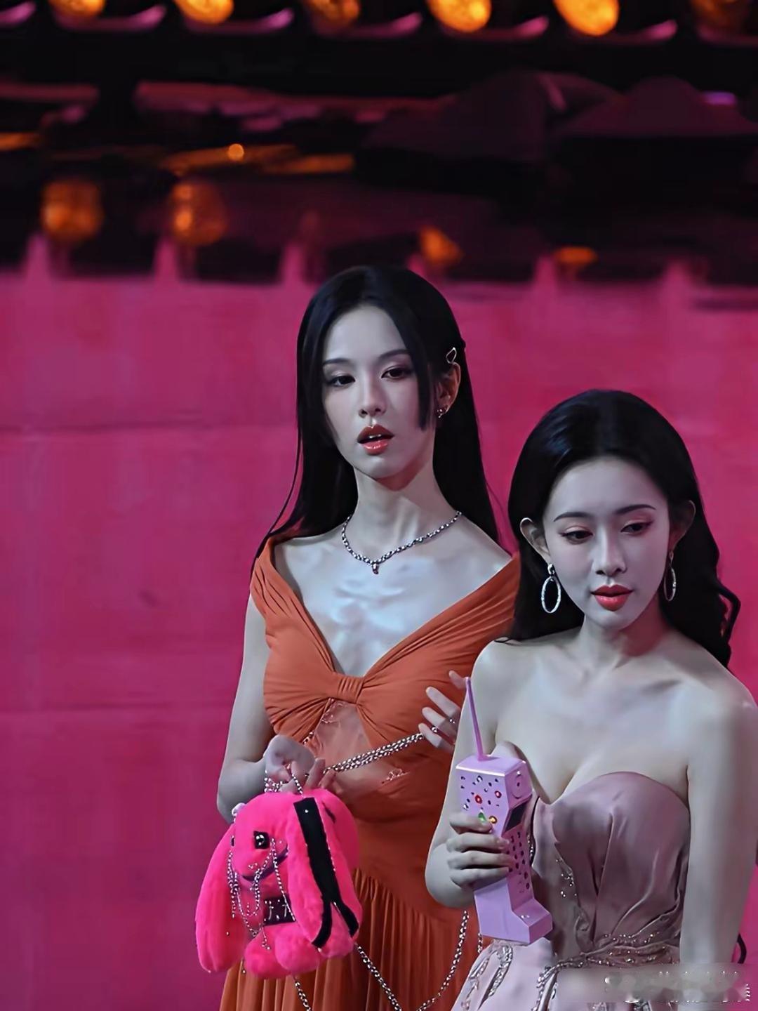 陈都灵和孟子义这么一对比就能发现，真不是越瘦越好看 