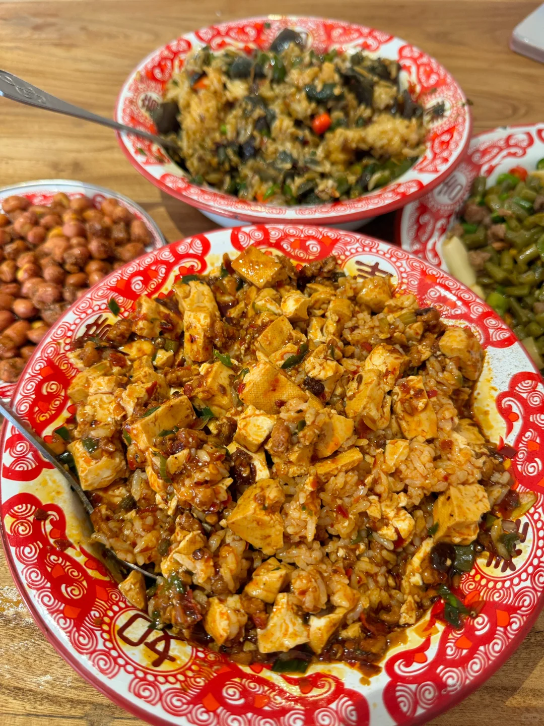 沈阳！！小破胡同里！！！便宜且好吃！！！