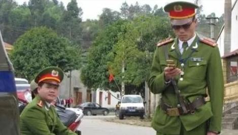 越南不恨美国，不恨日本，就连被殖民几十年的法国也不恨，唯独就是恨中国！其实，答案