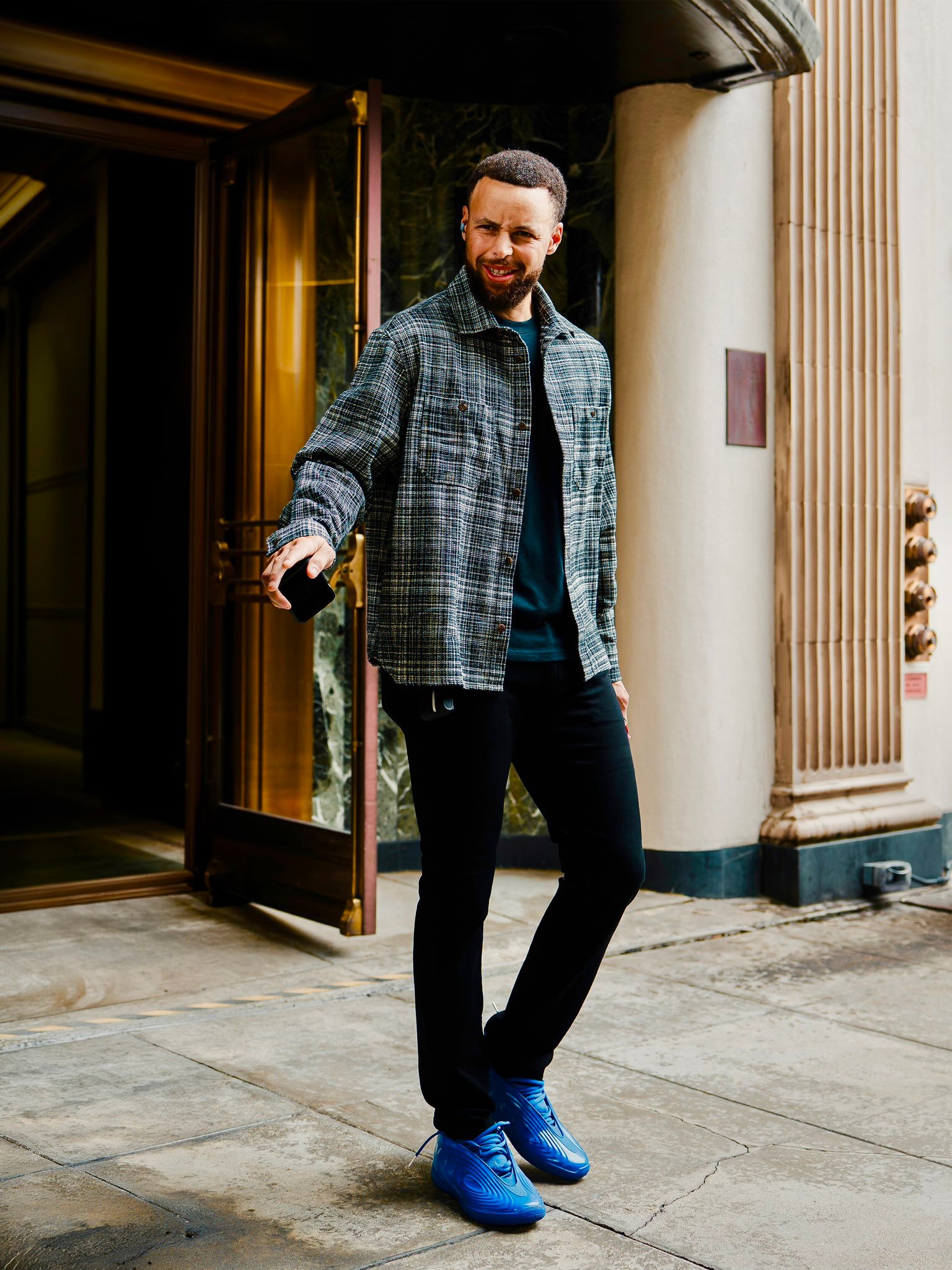 斯蒂芬·库里今天来洛杉矶，上脚了阿迪达斯与“The Marathon Cloth