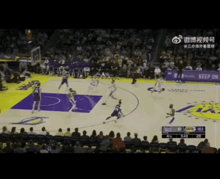 老詹返老还童了！暴扣，得分，肆无忌惮的兴奋，跳跃！但是，仔细看，步伐还是显得有些