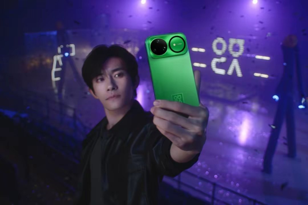 怕iPhone涨价的用户已紧急换新上半年还有人说安卓都涨价了，只有华为和苹果没涨