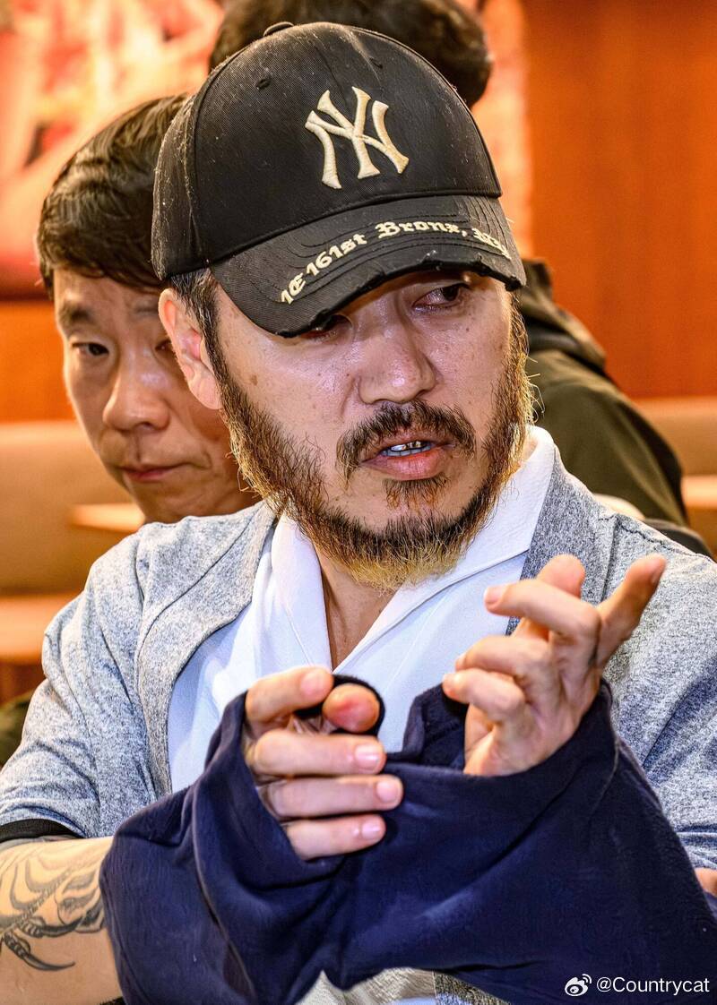 韩国“毒枭”自菲律宾被引渡回国 涉杀人、贩毒等重罪海外新鲜事 韩国警方25日表示