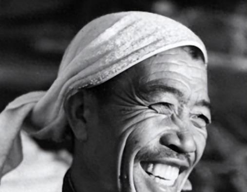 1986年，陈永贵病逝，大寨搭了灵棚，昔阳县领导：不拆，就不去祭奠。在得知此事后