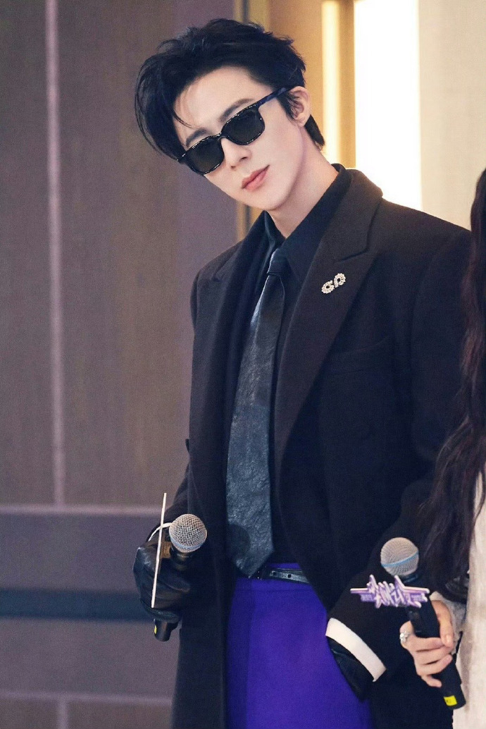 星光大赏官宣刘宇宁！属实是惊喜拉满了✨《开推3》《折腰》全面开花，综艺影视两手硬